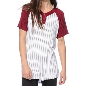 NINTH HALL Pedro Burgundy Baseball Tee